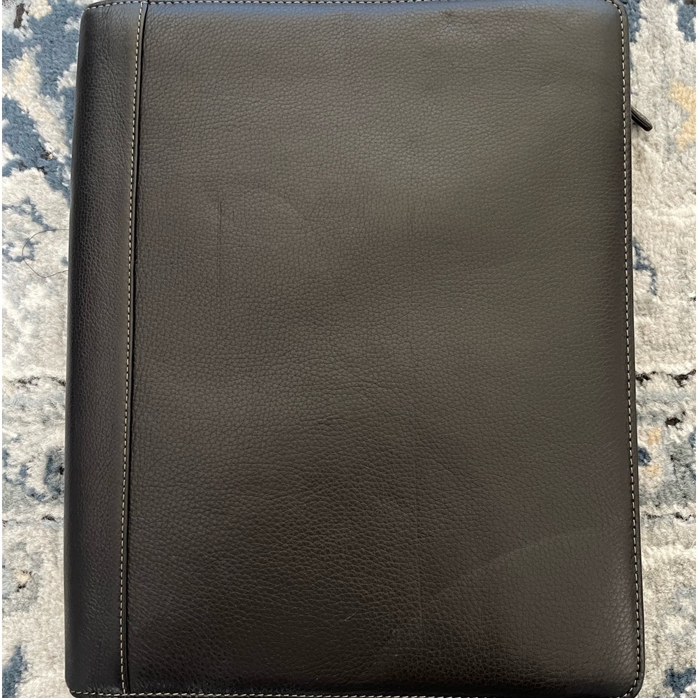 Levenger soft folio in dark brown
